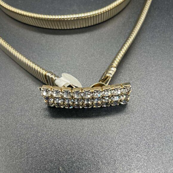 EUC Vintage Stretchy Metal Gold Tone Belt with Dainty Rhinestone Buckle - Picture 3 of 3